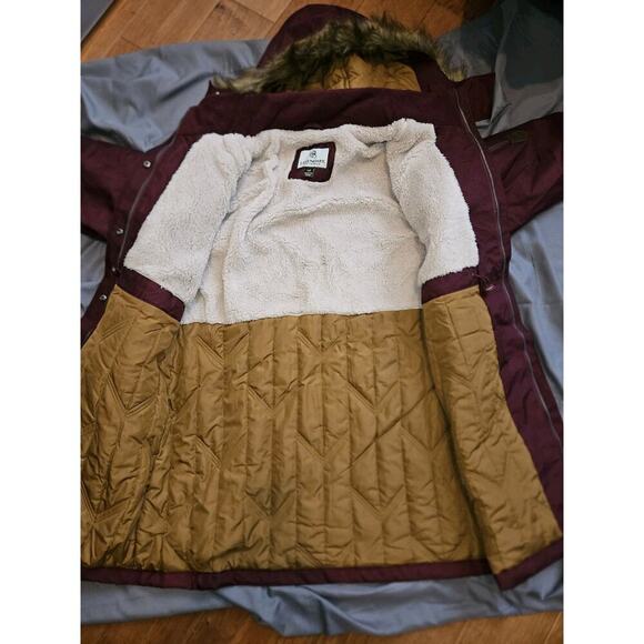 NWT Legendary Whitetails Women's Anchorage Parka Winter Coat Hooded Burgandy Lg - Picture 8 of 15
